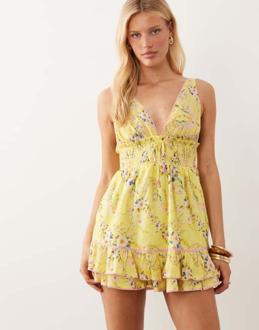 River Island daisy print shirred mini dress in yellow, 2 of 4