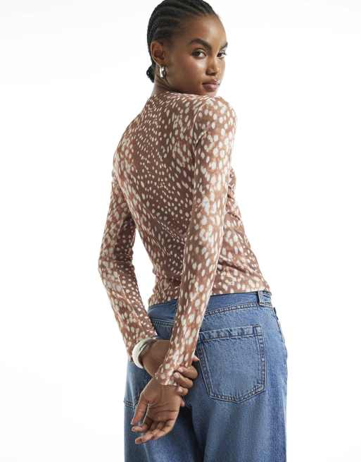 River Island Deer print ruched front top in beige, 4 of 4