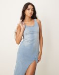 River Island denim bodycon midi dress in light wash-Blue