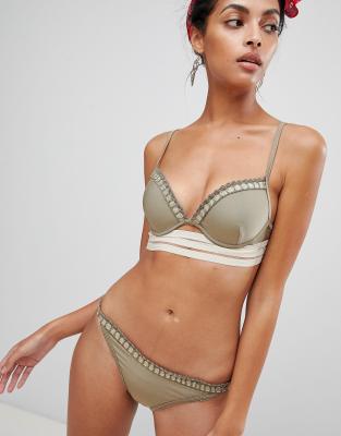 River Island – Dół od bikini ze złotym wykończeniem w kolorze khaki