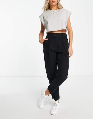 River Island – Dopasowane czarne spodnie z prostymi nogawkami