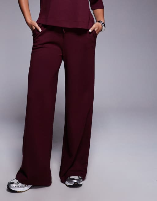 River Island - Effen joggingbroek met wijde pijpen in bordeauxrood , 2 van 5