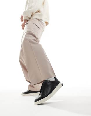  elasticated sneakers 