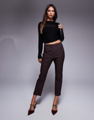 River Island - Elegante Caprihose in Braun mit Nadelstreifen