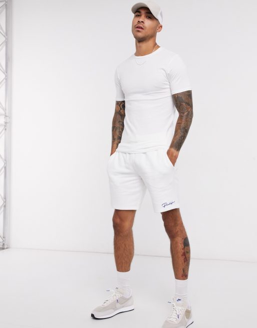 River Island Essential – Biały T-shirt o kroju podkreślającym sylwetkę z okrągłym dekoltem