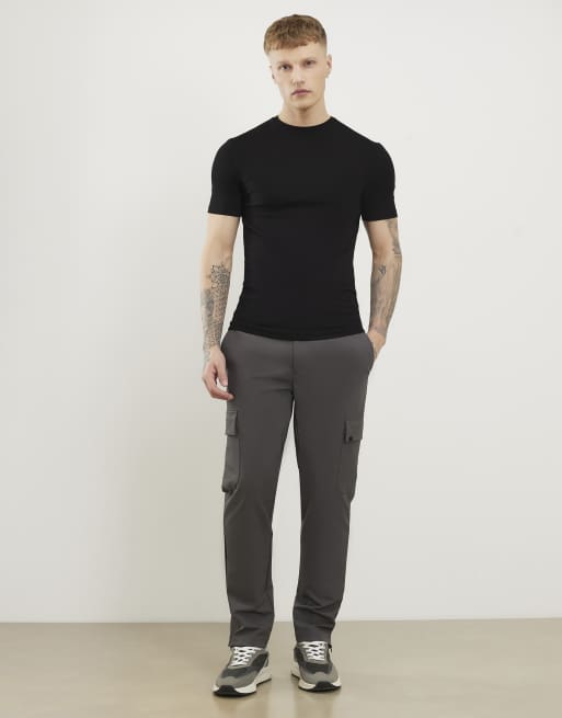 River Island Essential muscle fit t-shirt 3 pack in black, 2 of 4