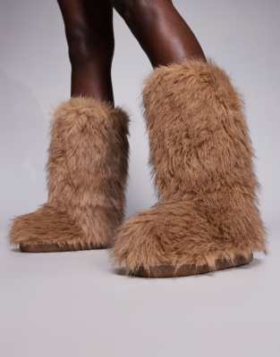  faux fur boot in light brown