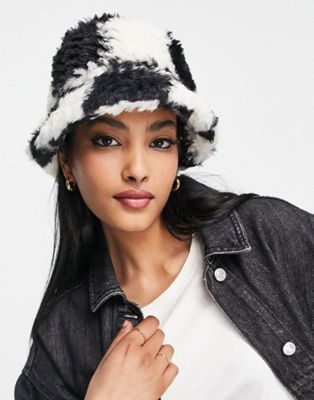 River Island faux fur check bucket hat in black - ASOS Price Checker