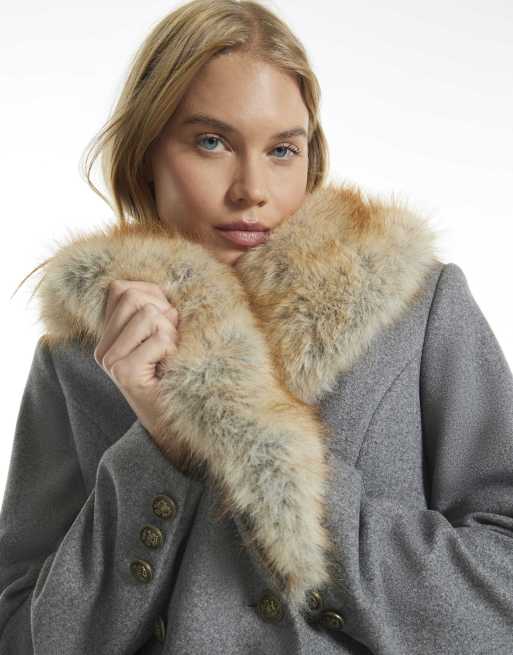 River Island Faux fur collar cinched blazer in grey, 3 of 4