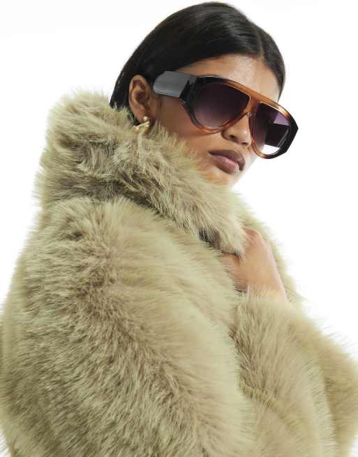River Island Faux fur jacket in green - light, 3 of 4
