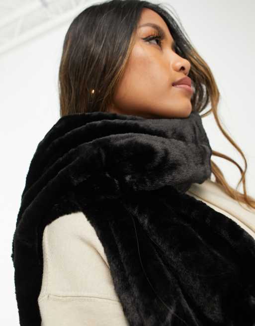 Black faux cheap fur scarf