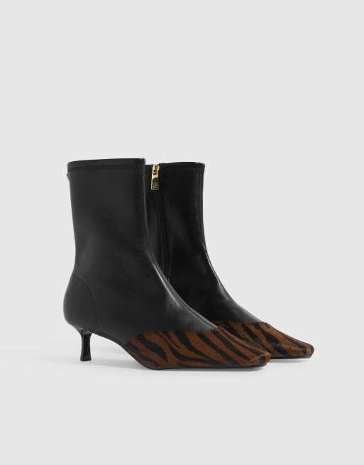 River Island Faux leather animal print ankle boots in black, 2 of 4