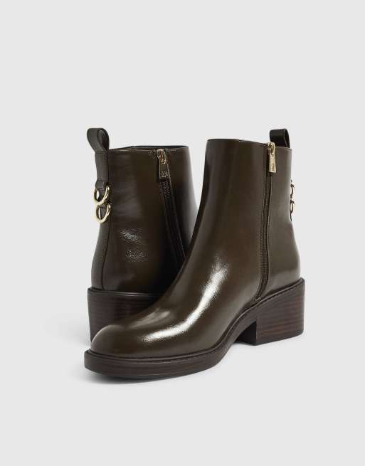 River Island Faux leather block heel ankle boots in green, 3 of 4