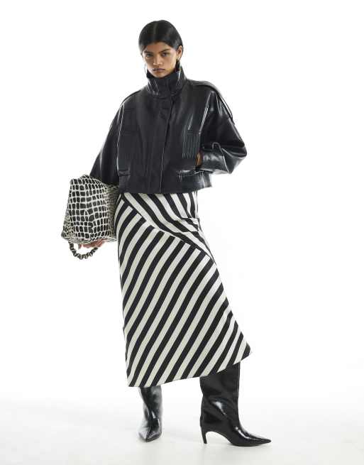 River Island Faux leather funnel boxy jacket in black, 3 of 4