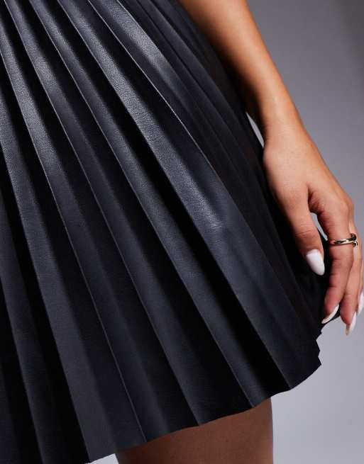 River Island faux leather pleated mini skirt in black, 4 of 5