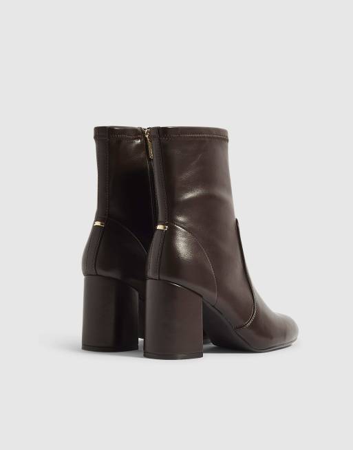 River Island Faux leather square heel stretch boots in brown, 4 of 4
