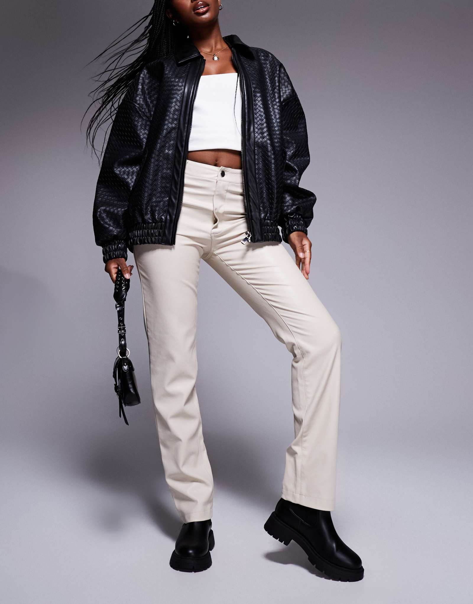 Прямые брюки из искусственной кожи River Island цвета светлого камня
