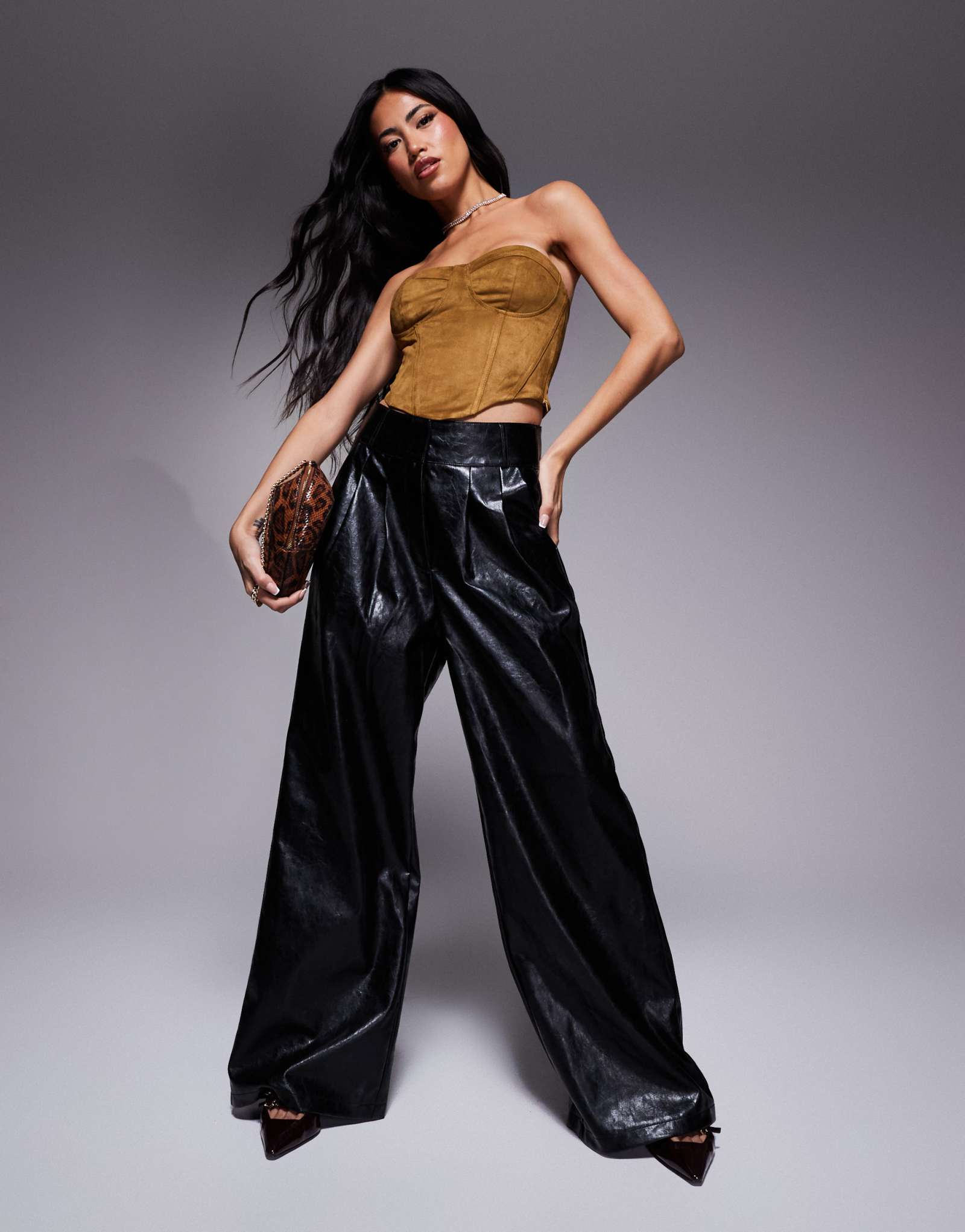 Широкие брюки из искусственной кожи River Island черного цвета