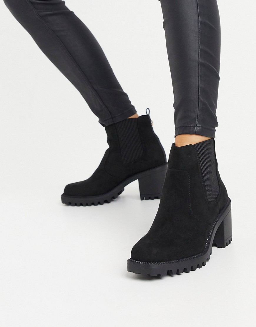 River Island faux-suede chunky heeled gusset boot in black