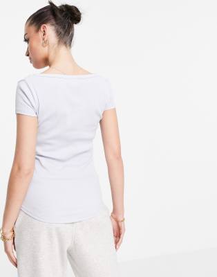 River Island fitted ribbed T-shirt in 