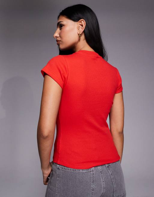 River Island fitted ribbed t-shirt in red , 3 of 4