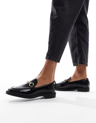 River Island - Flache Loafer in Schwarz mit Trensenverzierung