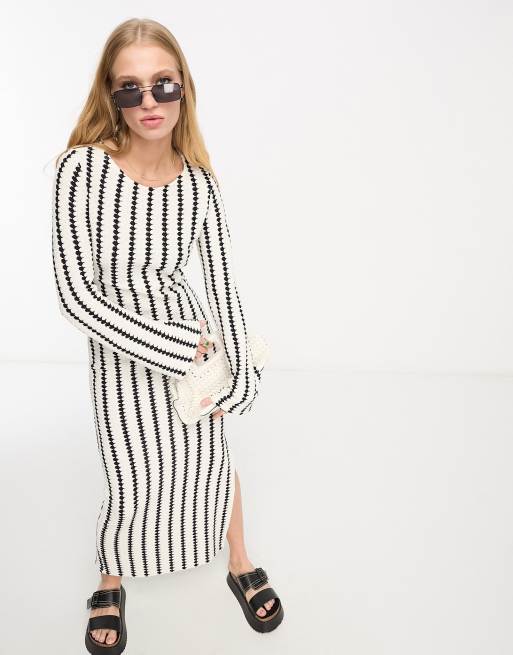 Striped maxi hotsell dress with sleeves