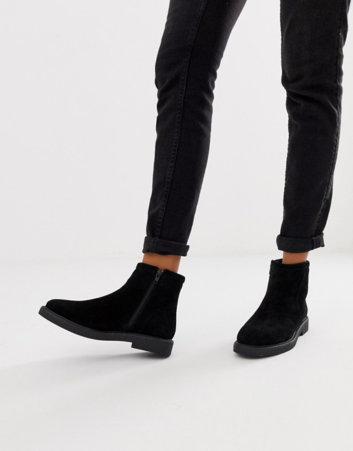 River Island flat boots in black suede | ASOS