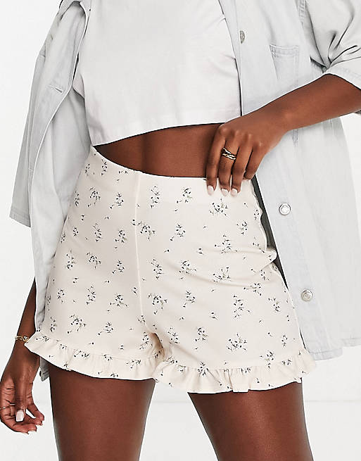 River Island flippy shorts in white (part of a set)