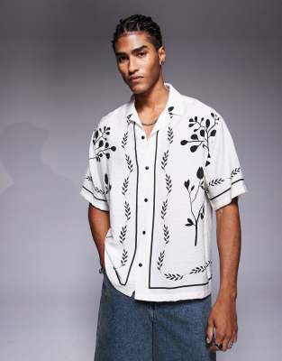floral embroidered shirt in cream-White