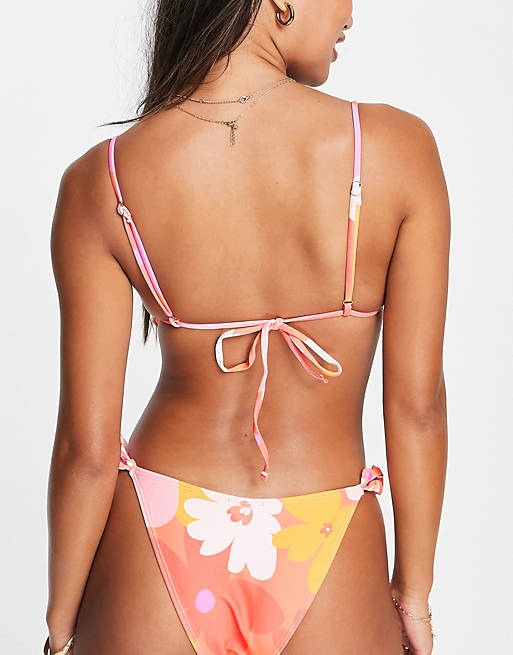 mond Frank Worthley Somatische cel River Island frill detail tie side bikini bottom in pink floral | ASOS