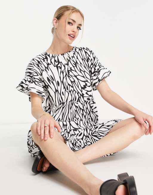 River Island frill smock midi dress in black and white print, 4 of 4