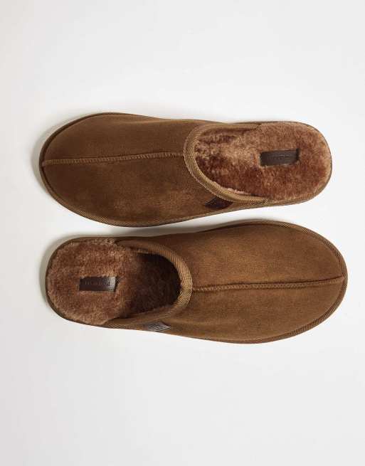River Island Fur lined slip on mule slippers in brown, 4 of 4