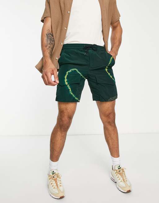 River Island - Gekreukte shorts met tie-dye in groen