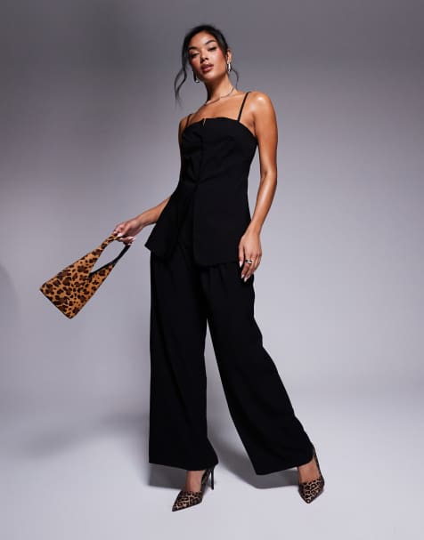 River Island – Geripptes Camisole in Schwarz mit Knopfleiste - view 1