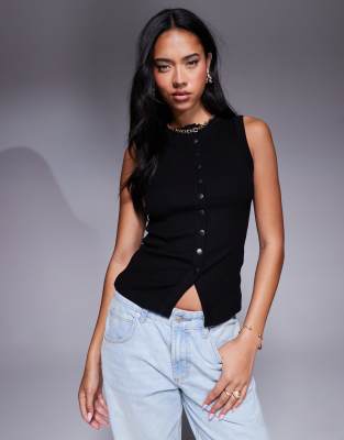 River Island - Geripptes Tanktop in Schwarz mit Knopfleiste