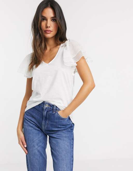 River Island – Gerüschtes T-Shirt mit V-Ausschnitt in Weiß
