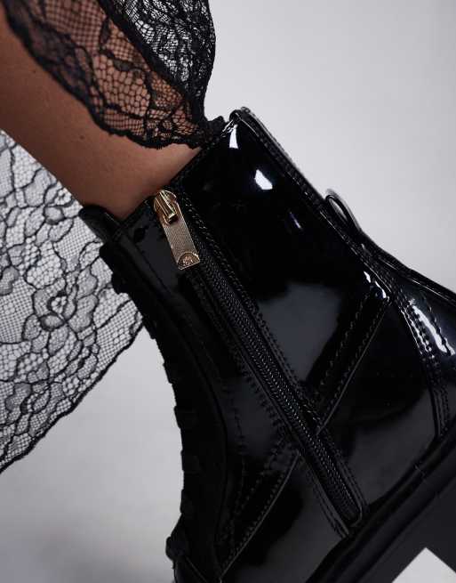 River Island Geschnurte Ankle Boots in schwarzer Lackoptik