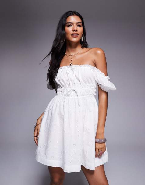 River Island – Gesmoktes Minikleid in Weiß - view 1