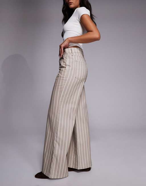 River Island - Gestreepte jeans met super wijde pijpen in beige, 2 van 5