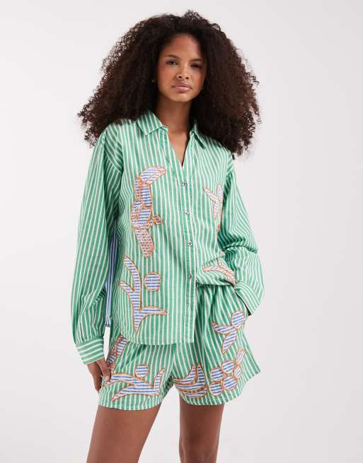 River Island - Gestreepte short met toekan-versiering in middengroen, 2 van 5