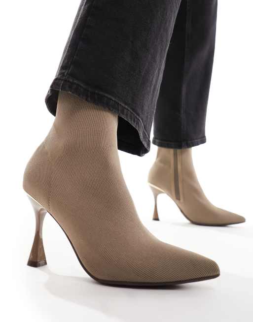 River Island Gestrickte Ankle Boots in Beige