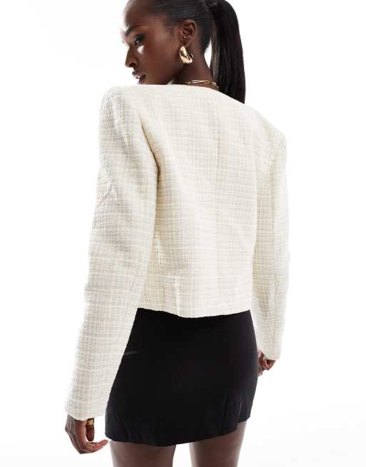 River Island Giacca boucle taglio corto color crema con colletto aperto ASOS