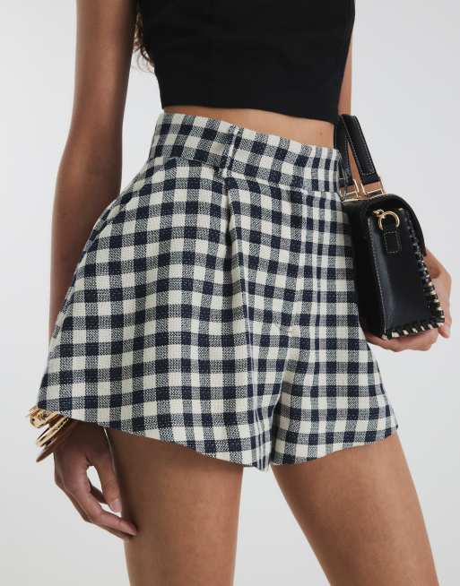 River Island gingham flare short in black , 3 of 4