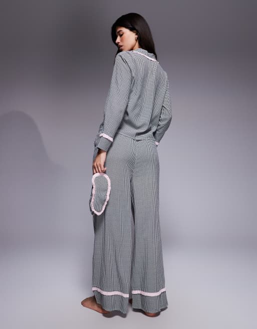 River Island gingham frill collar pyjama set in black , 4 of 4