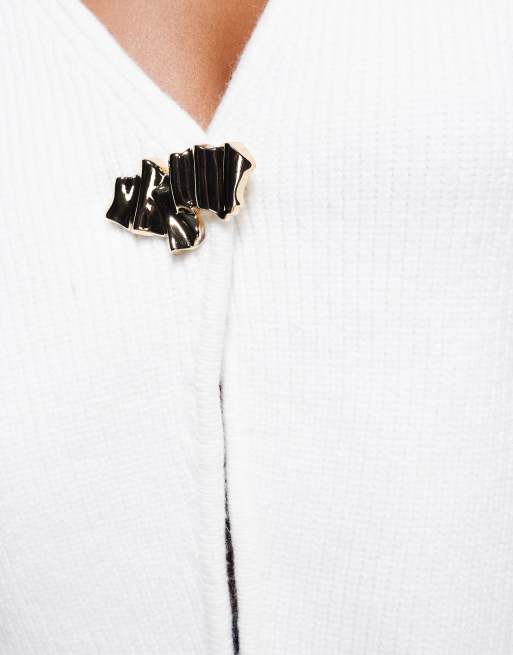 River Island gold detail knit cardigan in cream, 3 of 4