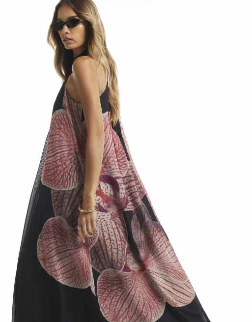 River Island Halter neck floral print maxi dress in black , 3 of 4