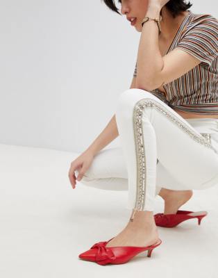 side embellished jeans