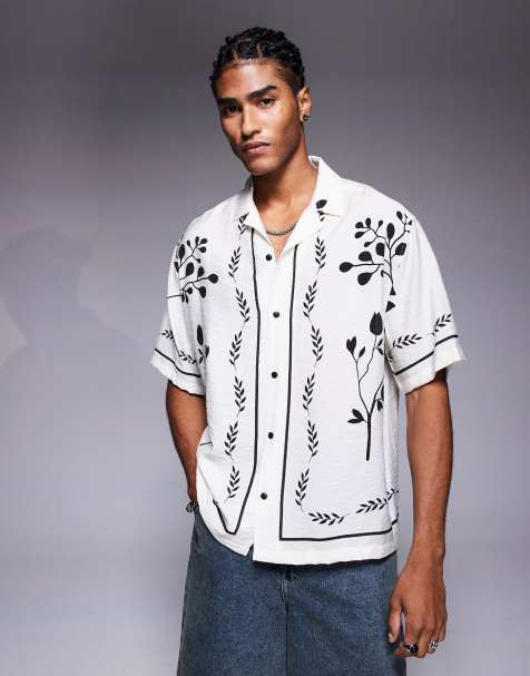 River Island – Hemd in Cremeweiß mit Blumenstickerei - view 1