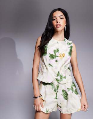 River Island High Neck Floral Vest In White